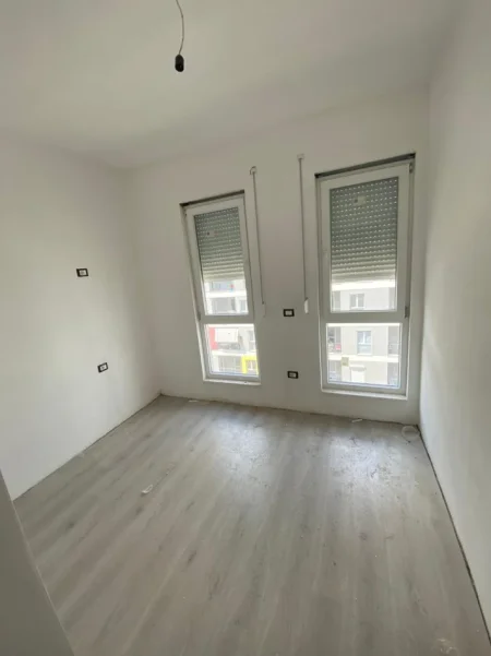 Tirane, shitet apartament 2+1+Aneks+Ballkon Kati 6, 86 m² 112.000 € (Univers City)