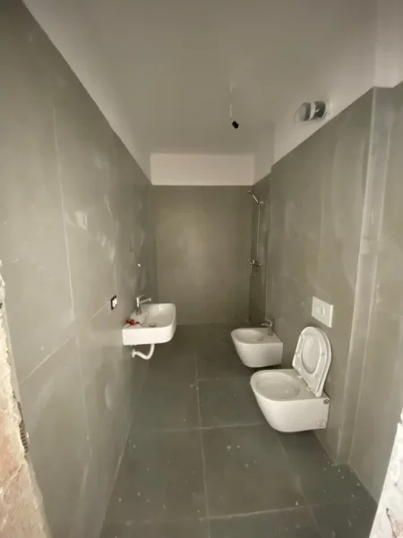 Tirane, shitet apartament 2+1+Aneks+Ballkon Kati 6, 86 m² 112.000 € (Univers City)
