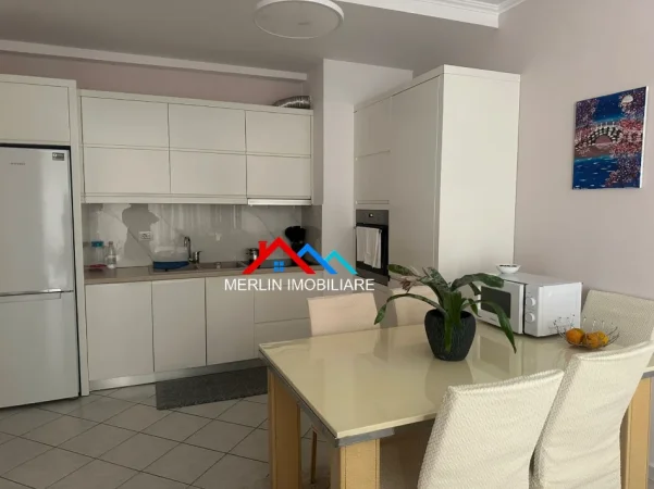 Tirane, jepet me qera apartament 1+1+Ballkon Kati 8, 64 m² 450 € (RRUGA LONI LIGORI,ASTIR)