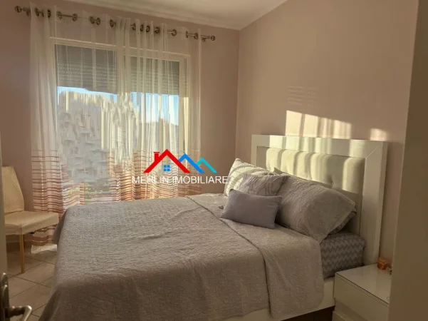 Tirane, jepet me qera apartament 1+1+Ballkon Kati 8, 64 m² 450 € (RRUGA LONI LIGORI,ASTIR)