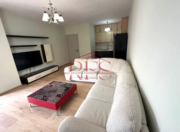 🏠  Jepet me qera apartament 2+1, Super apartament , super mobilim 550 € ne ASTIR