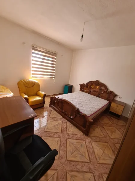 Tirane, jepet me qera apartament 1+1+Aneks+Ballkon Kati 1, 55 m² 30.000 Lek