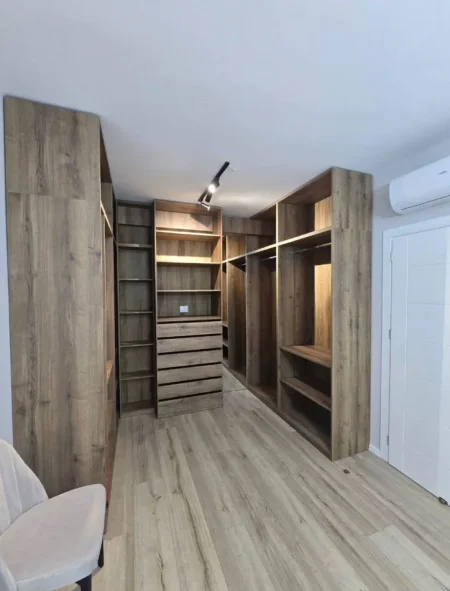 Tirane, shitet apartament 2+1 Kati 4, 103 m² 250.000 € (REZIDENCA ERLI)