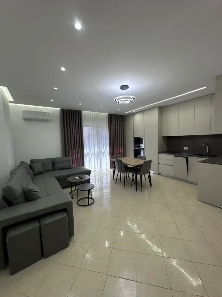 Tirane, jepet me qera apartament 2+1+Aneks+Ballkon Kati 2, 60.000 € 