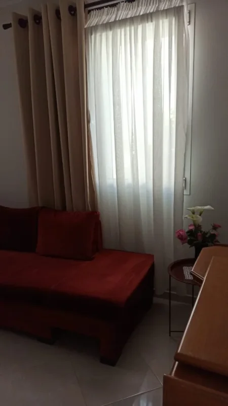 Tirane, jepet me qera apartament 1+1 Kati 1, 66 m² 600 € (Qyteti Studenti)