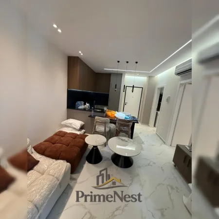 Tirane, jepet me qera apartament 1+1 Kati 2, 650 € (E88)