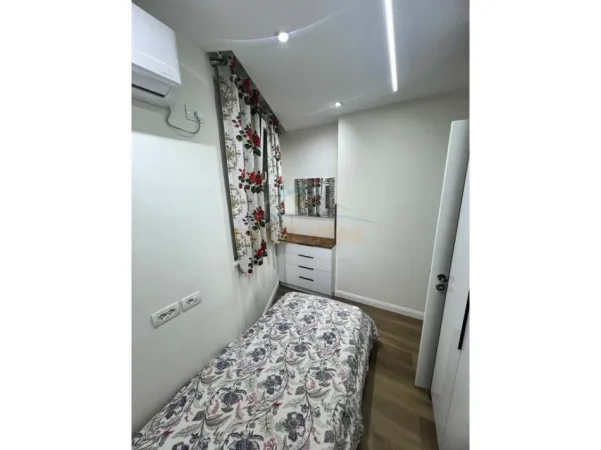 Tirane, jepet me qera apartament Kati 1, 58 m² 750 €