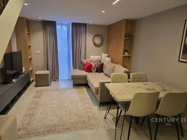 Tirane, jepet me qera apartament duplex Dublex Kati 2, 63 m² 550 € (selite)