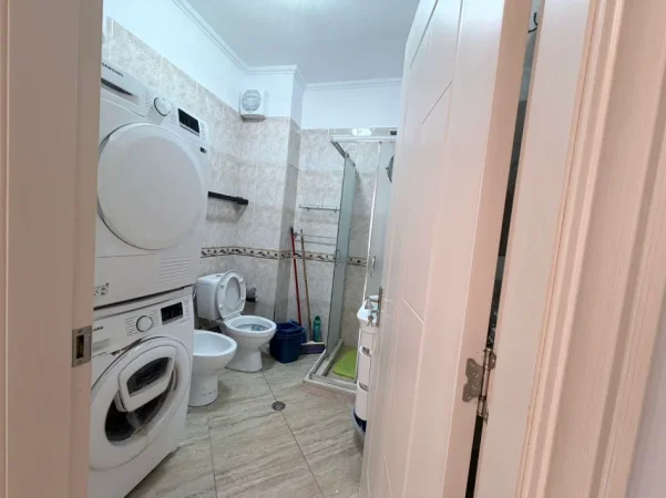 Tirane, shitet apartament 2+1 Kati 5, 94 m² 258.000 € 