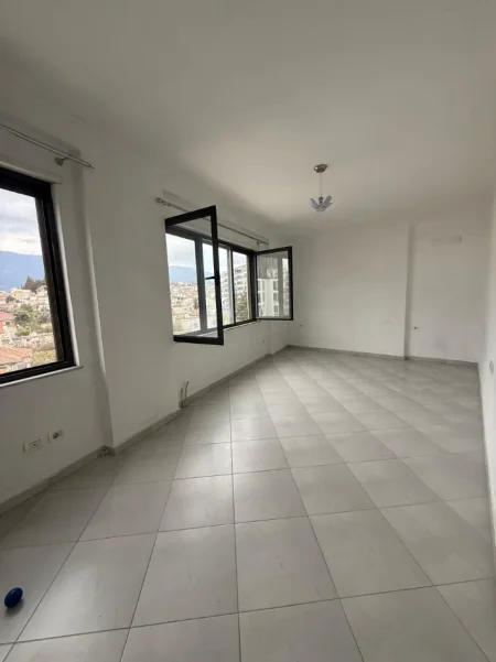 Tirane, shitet apartament 2+1 Kati 4, 106 m² 205.000 € 
