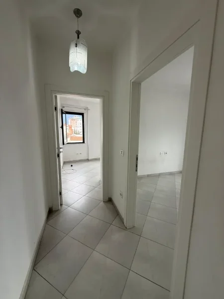Tirane, shitet apartament 2+1 Kati 4, 106 m² 205.000 € 