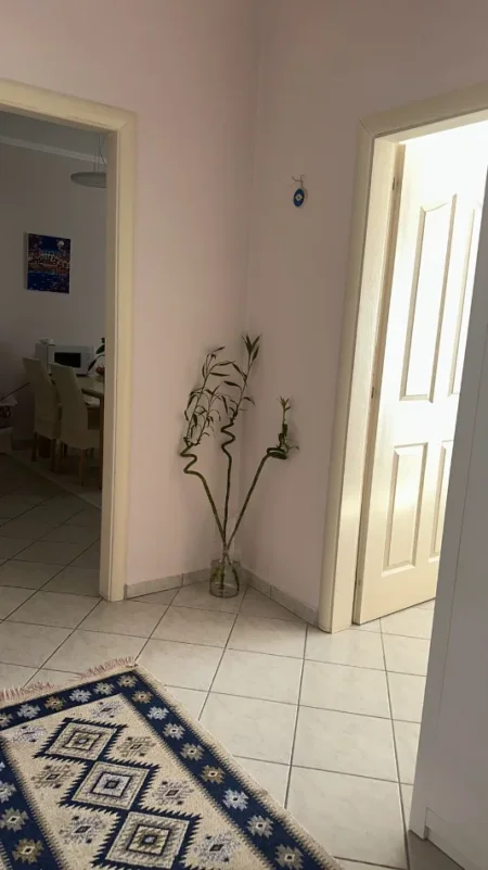 Tirane, jepet me qera apartament 1+1 Kati 8, 64 m² 450 € (Astir)