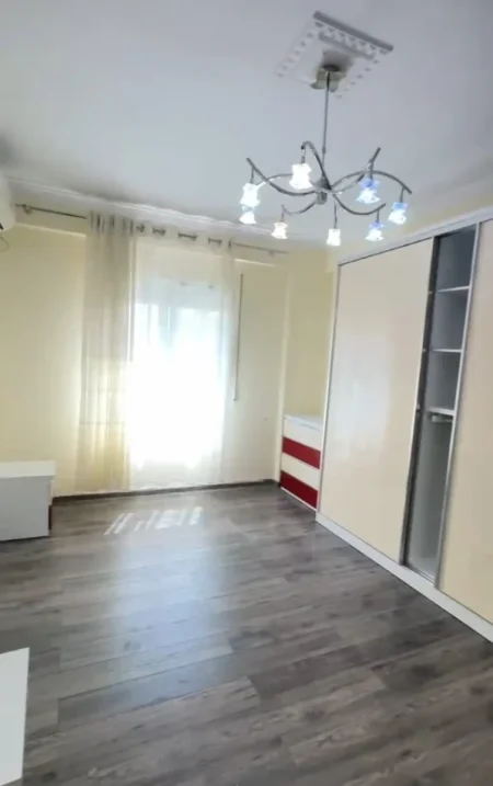 Tirane, shitet apartament 1+1 Kati 6, 93 m² 258.000 € (Pranë Kopshtit Zoologjik)