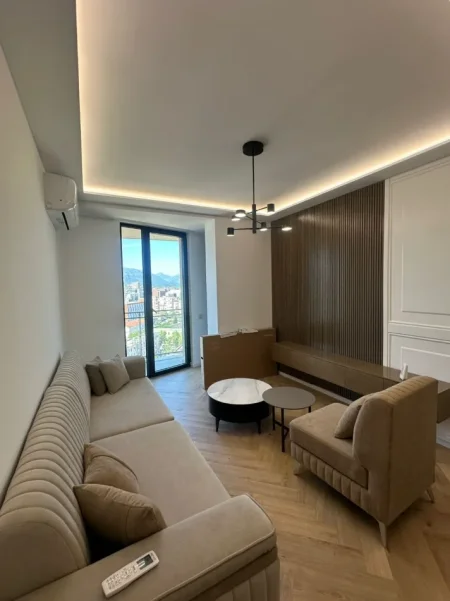 Tirane, jepet me qera apartament 1+1+Ballkon Kati 11, 74 m² 900 € (Mine Peza)