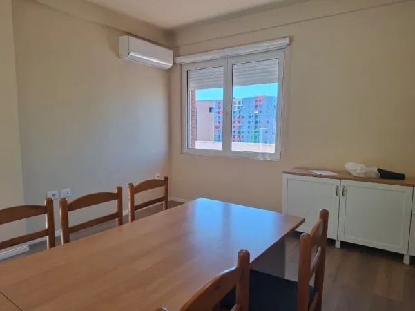 🏠 Me Qera Zyrë 69m² & 1 Post Parkimi (📍Astir / Green City )🔥Super mundësi || Gati për biznesin tuaj ✨️50,000 Lekë / Muaj 💶