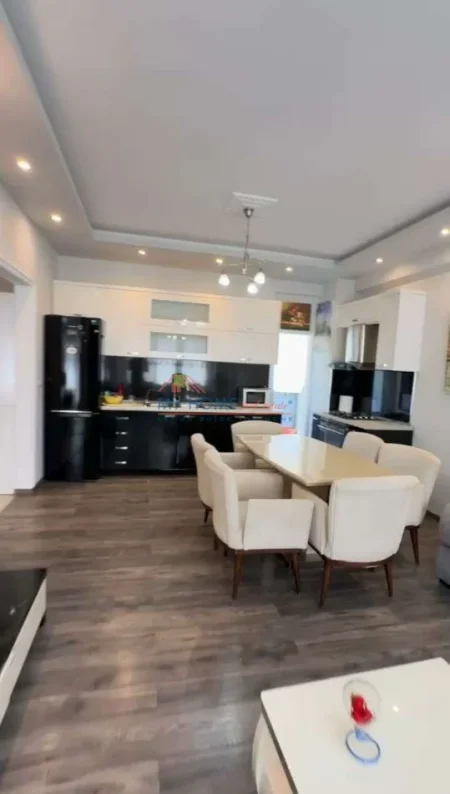 Tirane, shitet apartament 2+1+Ballkon Kati 6, 93 m² 258.000 € (Rruga Bilal Sina)