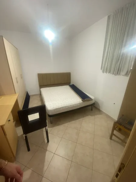 Tirane, jepet me qera apartament 1+1 Kati 2, 55 m² 550 € 