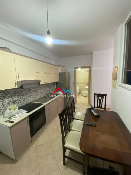 Tirane, jepet me qera apartament 1+1+Ballkon Kati 2, 55 m² 525 € (RRUGA TISH DAIJA,KOMUNA E PARISIT)