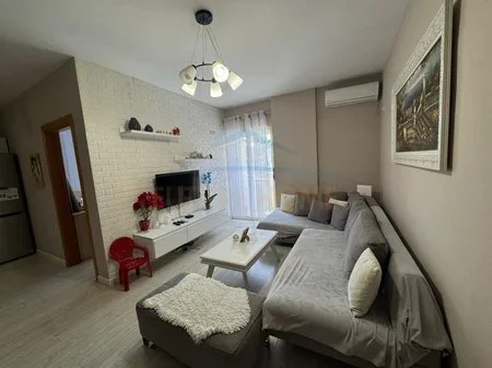 Tirane, shitet apartament 1+1 Kati 3, 64 m² 119.000 € 