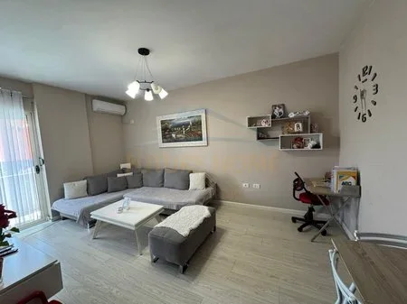Tirane, shitet apartament 1+1 Kati 3, 64 m² 119.000 € 