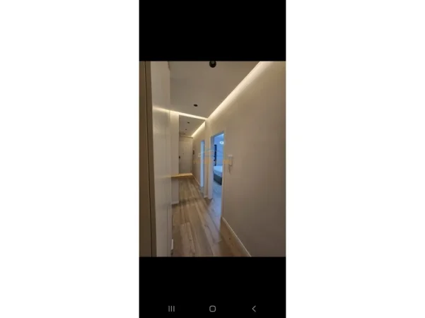 Tirane, shitet apartament 2+1 Kati 4, 103 m² 250.000 € (Porcelan)