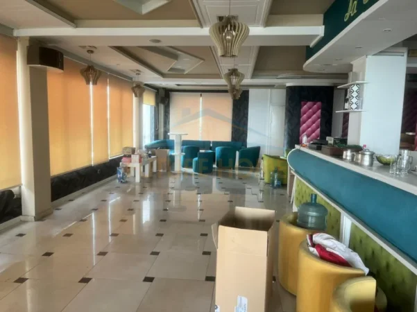 Durres, jepet me qera ambjent biznesi Kati 1, 145 m² 2.500 € (VOLLGA)