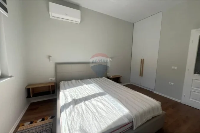 Tirane, jepet me qera apartament 1+1+Ballkon Kati 3, 72 m² 640 € (Mine Peza)