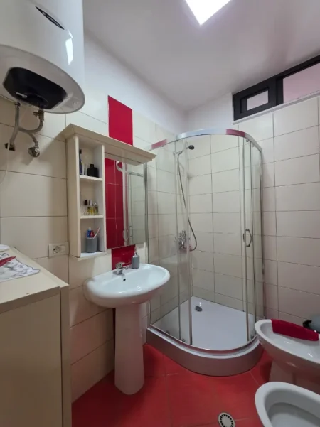 Tirane, shitet apartament 2+1+Ballkon Kati 3, 96 m² 160.000 € (Astir)