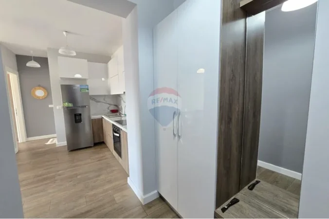 Tirane, jepet me qera apartament 1+1+Ballkon Kati 2, 75 m² 500 € (Kodra e diellit 2)