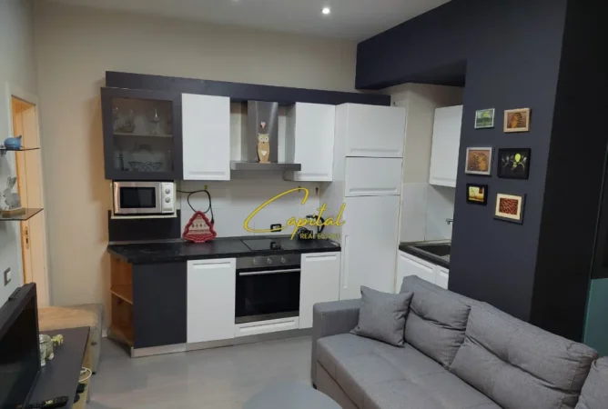 Tirane, jepet me qera apartament 1+1 Kati 1, 60 m² 600 € (RRUGA E ELBASANIT)