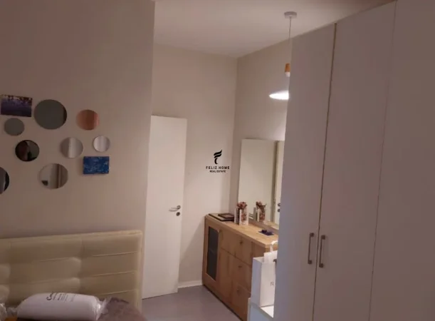Tirane, jepet me qera apartament 1+1 Kati 1, 60 m² 600 € (LICEU ARTISTIK)