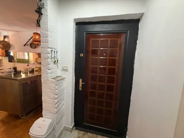 Tirane, shitet ambjent biznesi Kati 0, 66 m² 180.000 € (VASIL SHANTO)