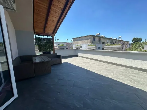 Tirane, jepet me qera apartament 2+1 Kati 3, 85 m² 750 € (Porcelani)
