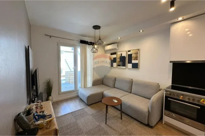 Tirane, shitet apartament 1+1+Ballkon Kati 5, 80 m² 180.000 € (Myslym Shyri)