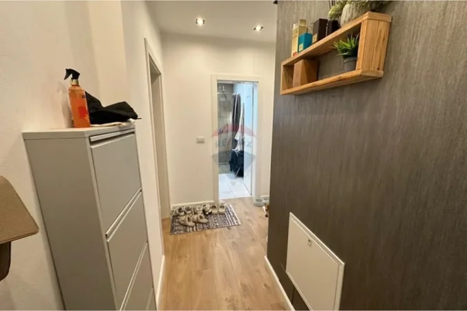 Tirane, shitet apartament 1+1+Ballkon Kati 5, 80 m² 180.000 € (Myslym Shyri)