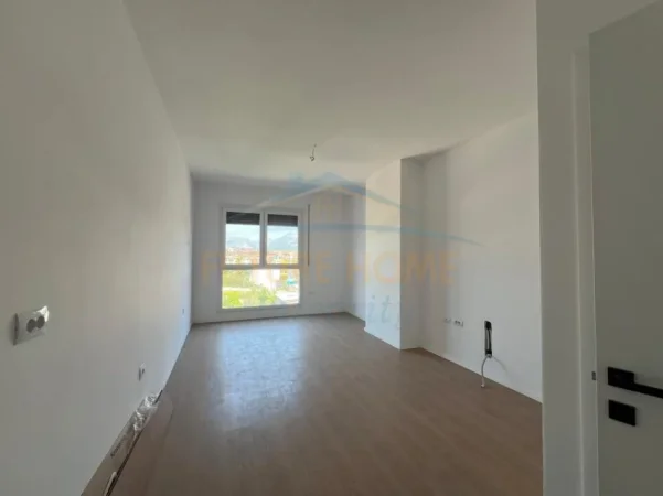 Tirane, shitet apartament 1+1 Kati 3, 69 m² 85.000 € (Rezidenca Color Splash, Paskuqan)