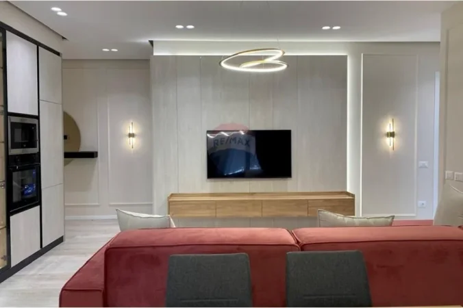 Tirane, jepet me qera apartament 2+1+Ballkon Kati 8, 122 m² 1.300 € (Kompleksi Delijorgji)