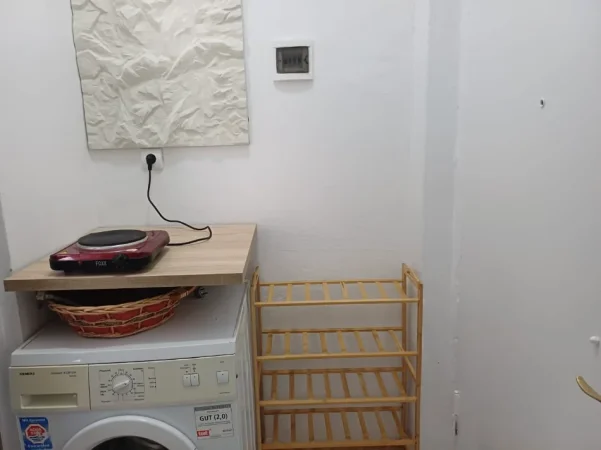 Tirane, jepet me qera garsonier 1+1 Kati 1, 30 m² 35.000  lek