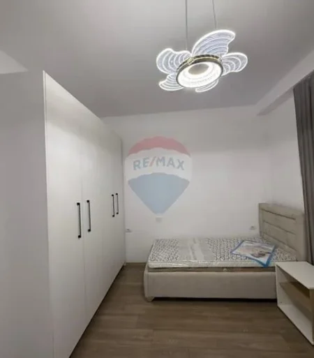Shqiperi, shitet apartament 1+1 Kati 5, 82 m² 78.000 € (Kamez ID: 530491006-37)