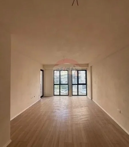 Tirane, jepet me qera apartament 1+1 Kati 1, 75 m² 500 € (Astir ID: 530491012-131)