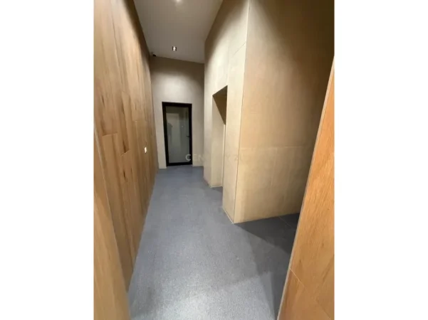 Tirane, jepet me qera apartament 1+1+Ballkon Kati 9, 68 m² 1.000 € (rruga e kosovareve)