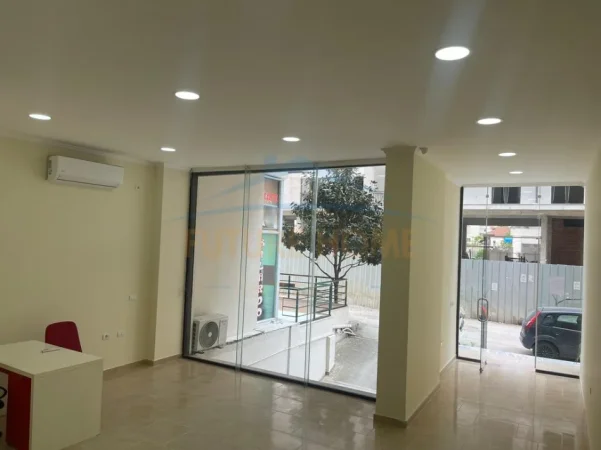 Tirane, shitet ambjent biznesi Kati 0, 46 m² 120.000 € (unaza e re)