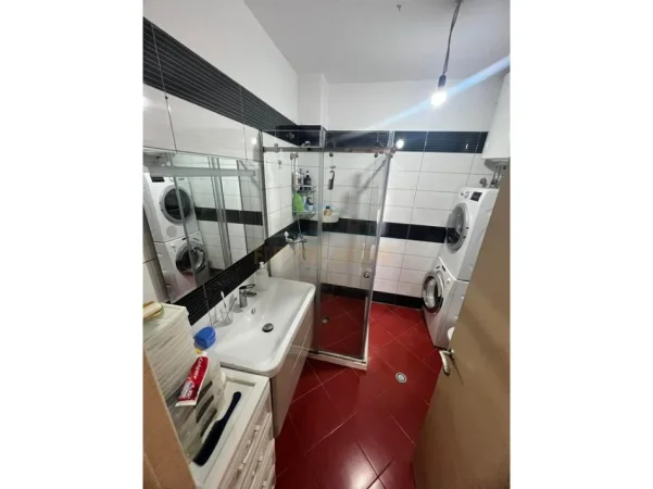 Tirane, shitet apartament 3+1+Ballkon , 122 m² 199.999 € (unaza e re)