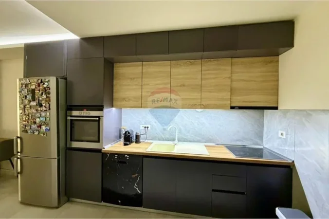 Tirane, shitet apartament 1+1+Ballkon Kati 2, 85 m² 183.000 € (Kodra e Diellit 2)