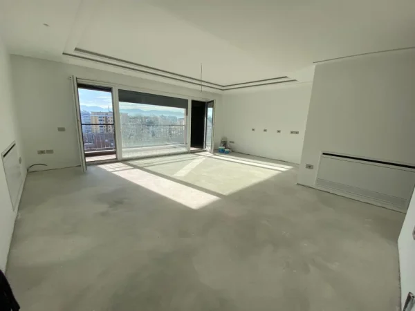 Tirane, shitet apartament duplex 3+1+Ballkon Kati 7, 148 m² 355.000 € (Rruga Panorama Ish Hipoteka)
