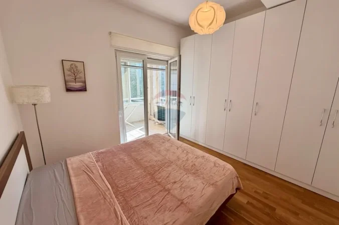 Tirane, jepet me qera apartament 2+1 Kati 1, 80 m² 750 € (Rezidenca Touch of Sun)