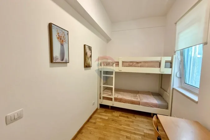 Tirane, jepet me qera apartament 2+1 Kati 1, 80 m² 750 € (Rezidenca Touch of Sun)