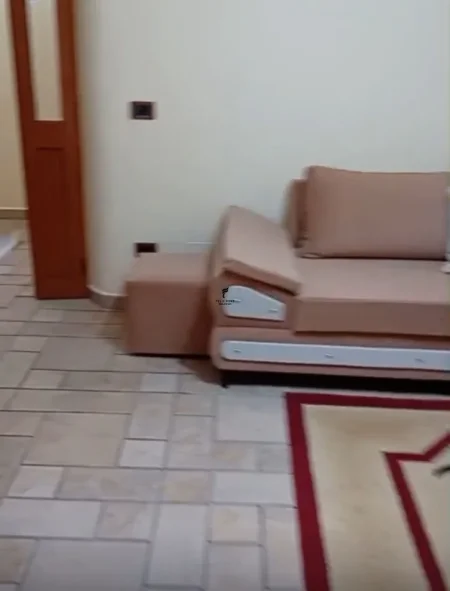 Tirane, jepet me qera apartament 2+1 Kati 2, 85 m² 520 € (XHAMLLIKU)