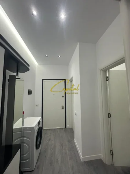 Tirane, jepet me qera apartament 1+1 Kati 1, 53 m² 700 € (STADIUMI AIR ALBANIA)