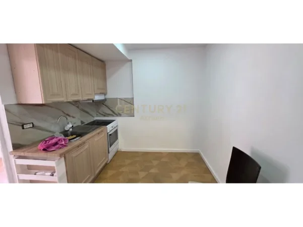 Tirane, shitet apartament 1+1 Kati 3, 45 m² 90.000 € 